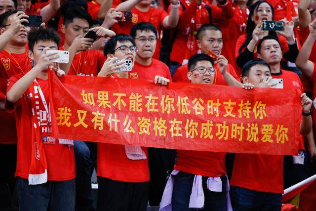 ESPN：FIFA希望引入FVS系统 教练能质疑裁判决定